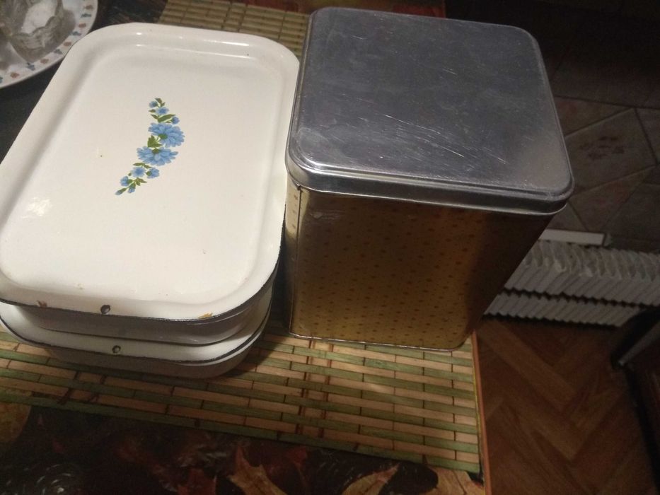 Продам  супница и разную посуду СССР