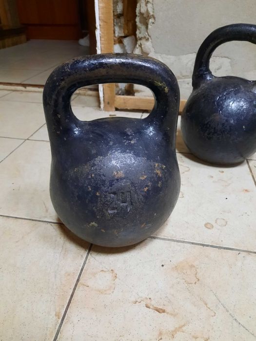Продам гирі 24, 32 кг