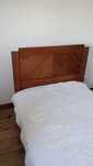 Cama de casal ,cama de solteiro , roupeiro e TV , barato