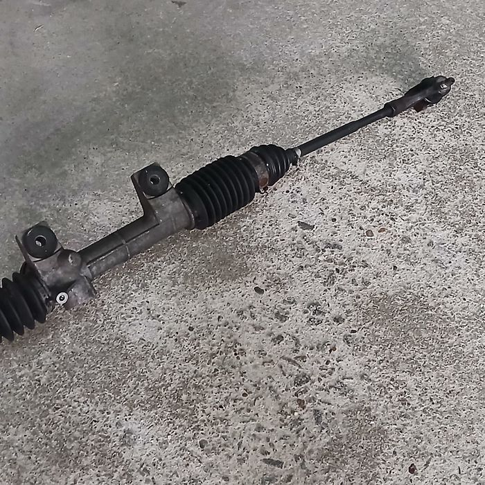 Vendo caixa  de direcção para smart for two de 2001 a 2006