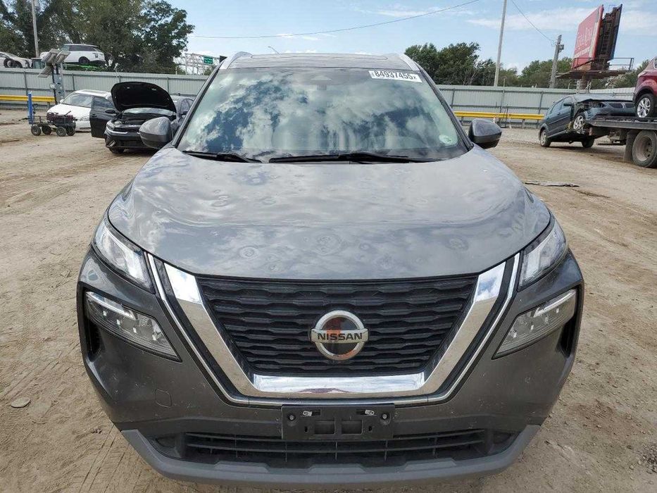 Nissan Rogue SV 2021