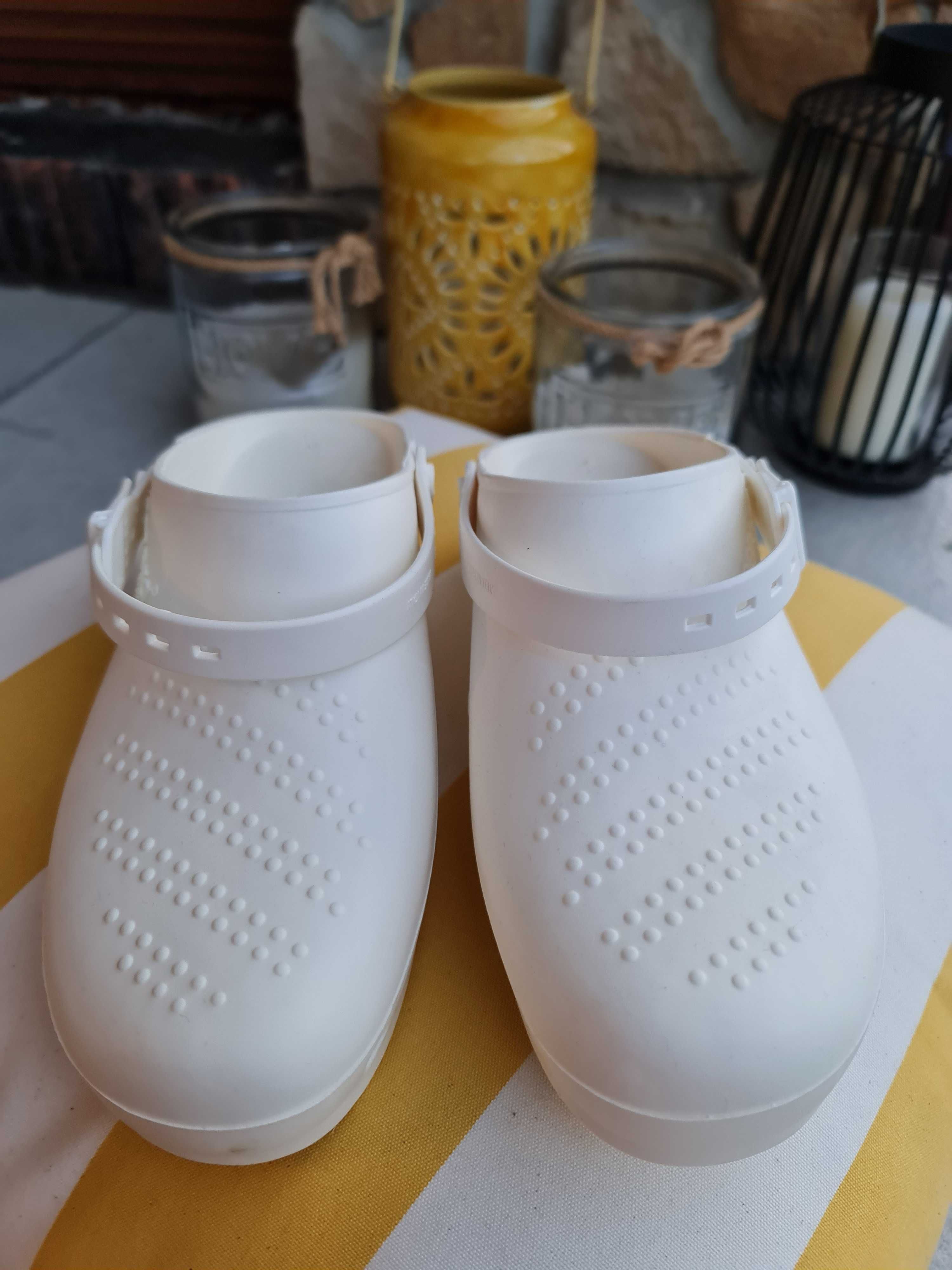 Buty Reposa r. 40/41 medyczne pracownicze gumowe