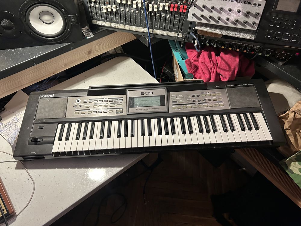 Roland E09 e-09 keyboard profesjonalny
