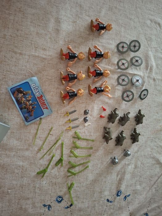 Playasterix  asterix varias figuras