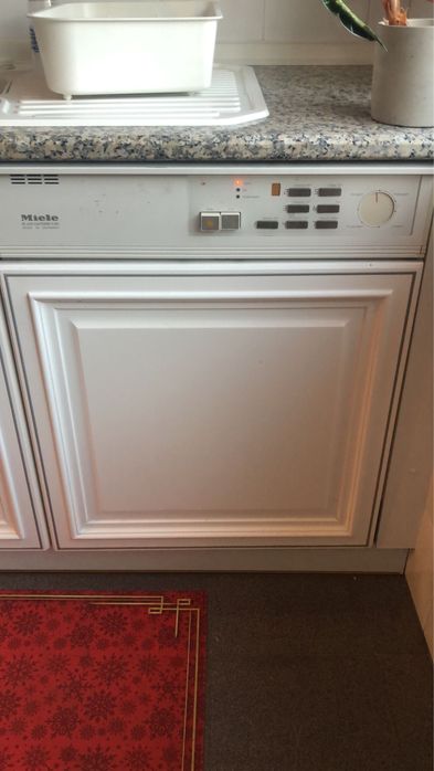 Miele lux maquina levar loica g560