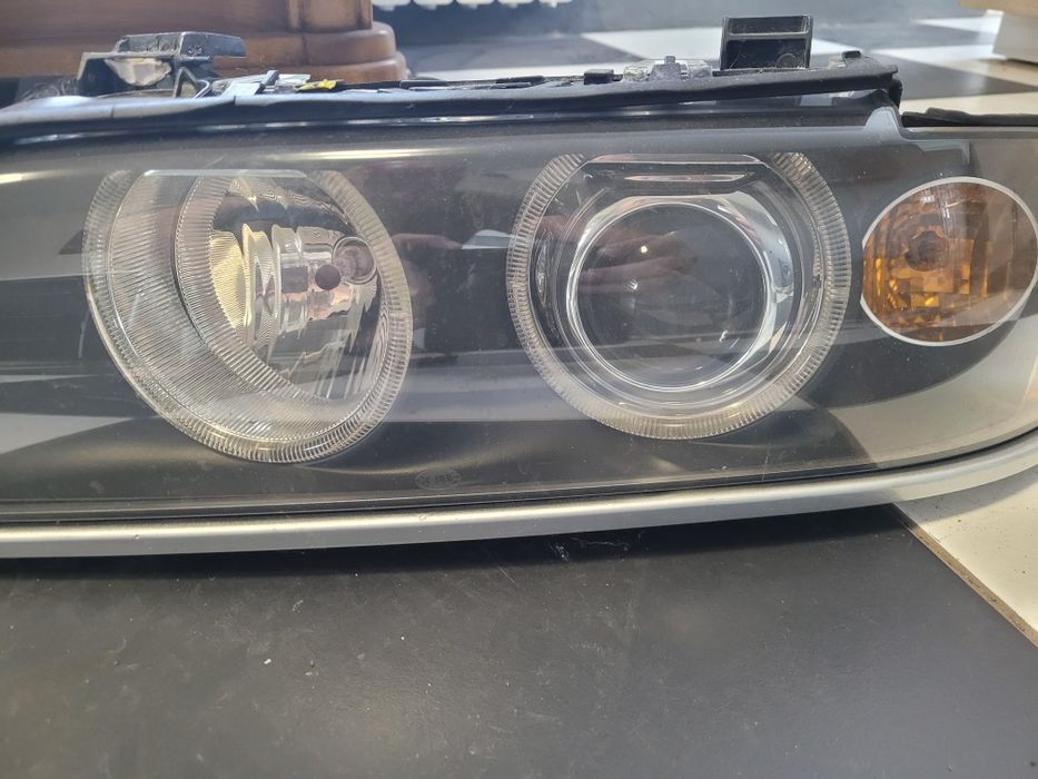 Reflektory ksenonowe BMW E39 lift kompletne świecące Europa