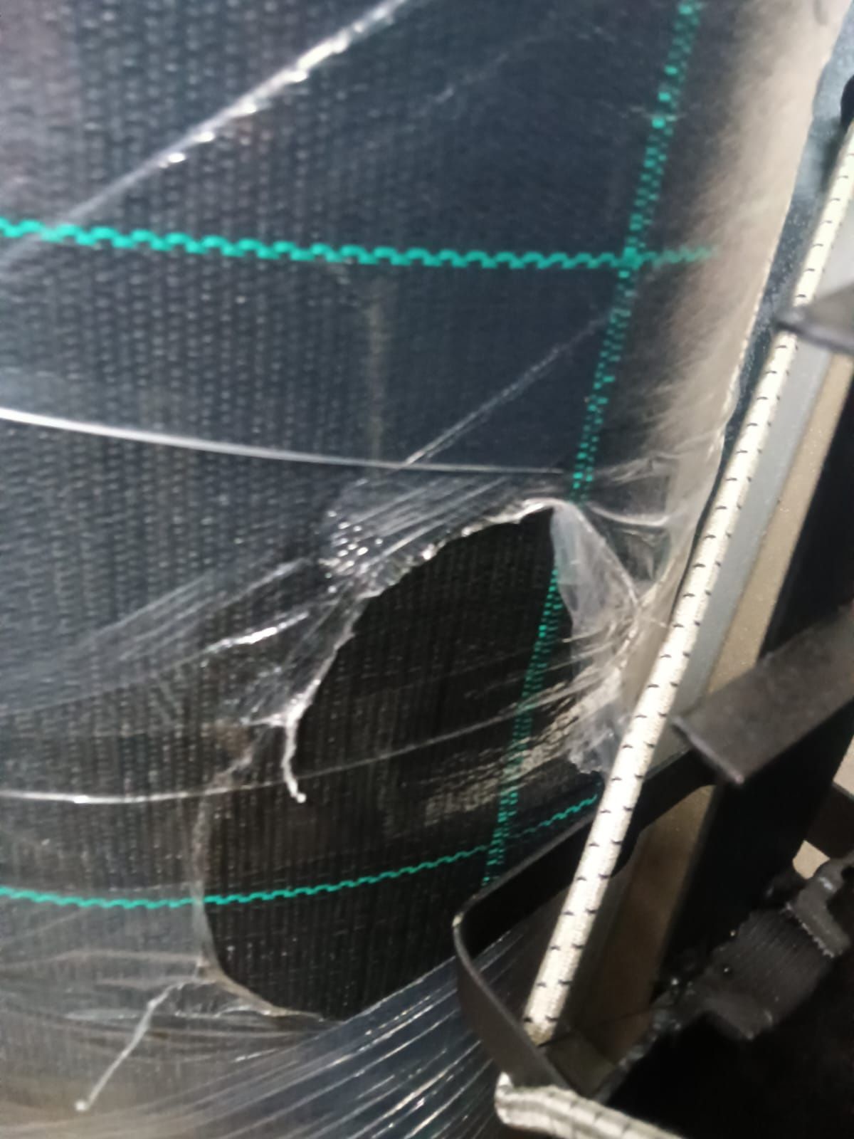 Tela anti ervas de ocultação