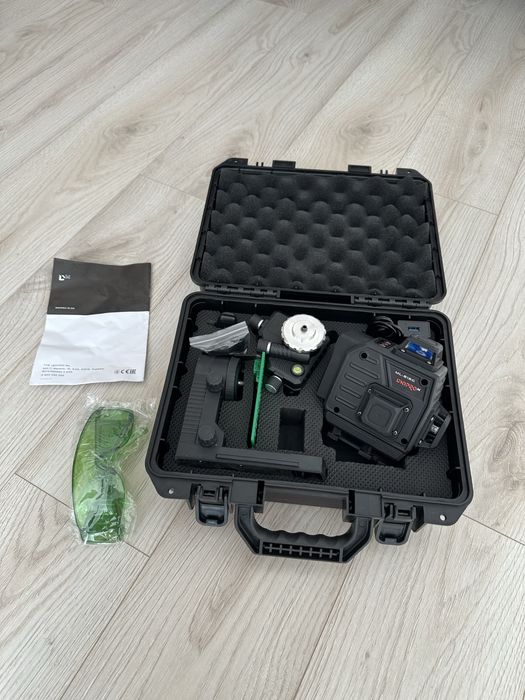 Лазерний рівень Dnipro-M ML-816G. Новий. 2025рік.