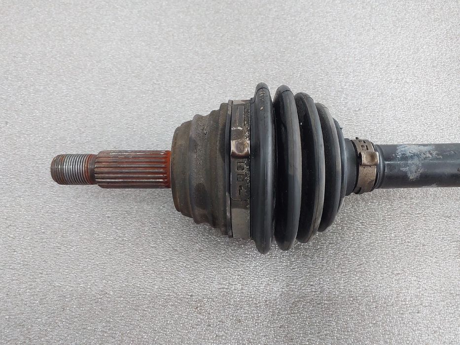 Transmissão frente esquerda VOLKSWAGEN Polo (6N)