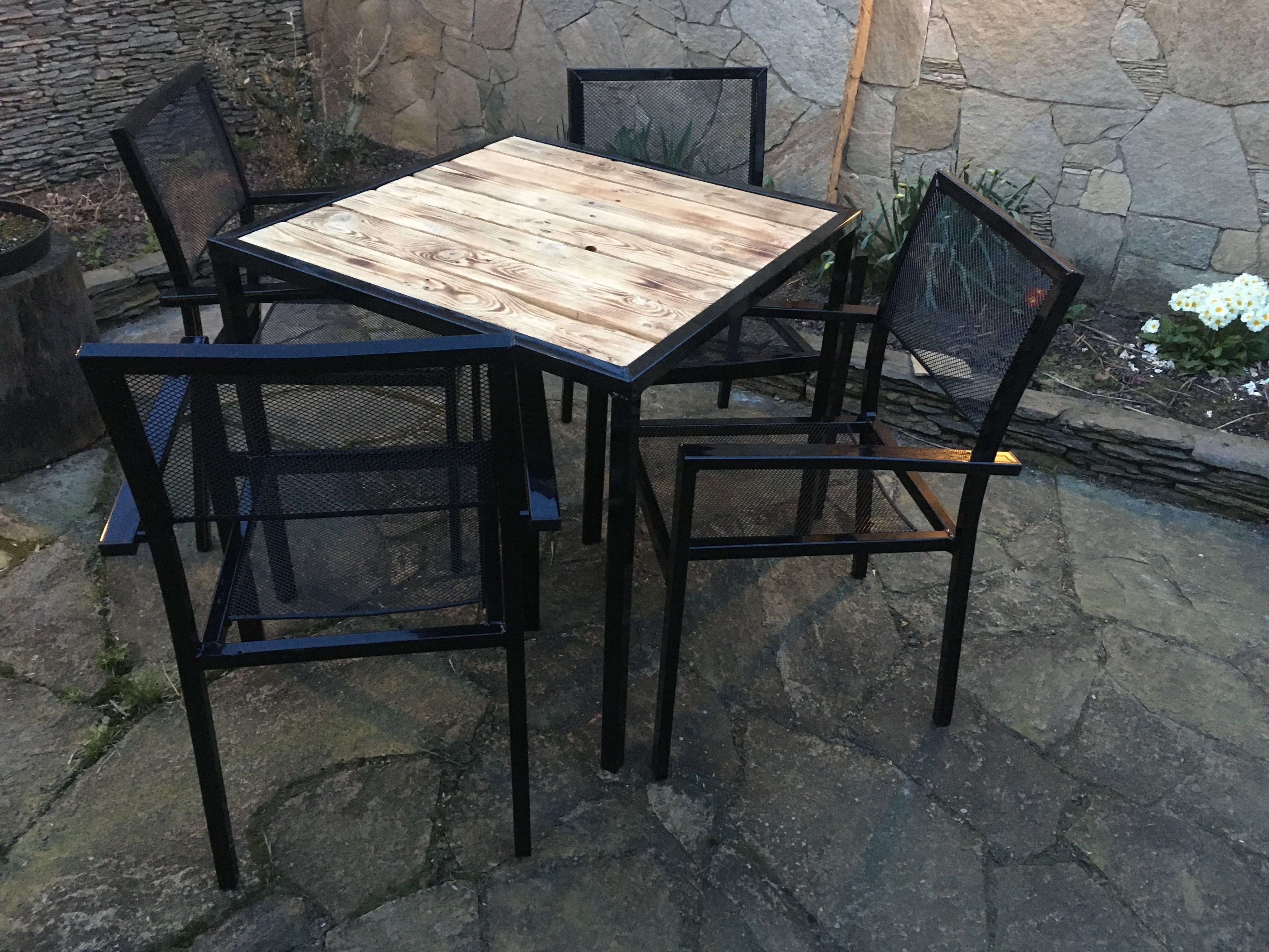 zestaw stół + 2 krzesła meble ogrodowe na zamówienie, sztaplowane L&W