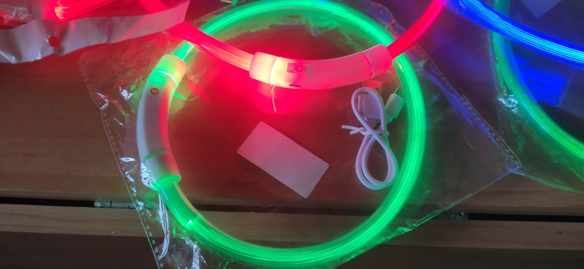 Светящиеся LED ошейник для собак