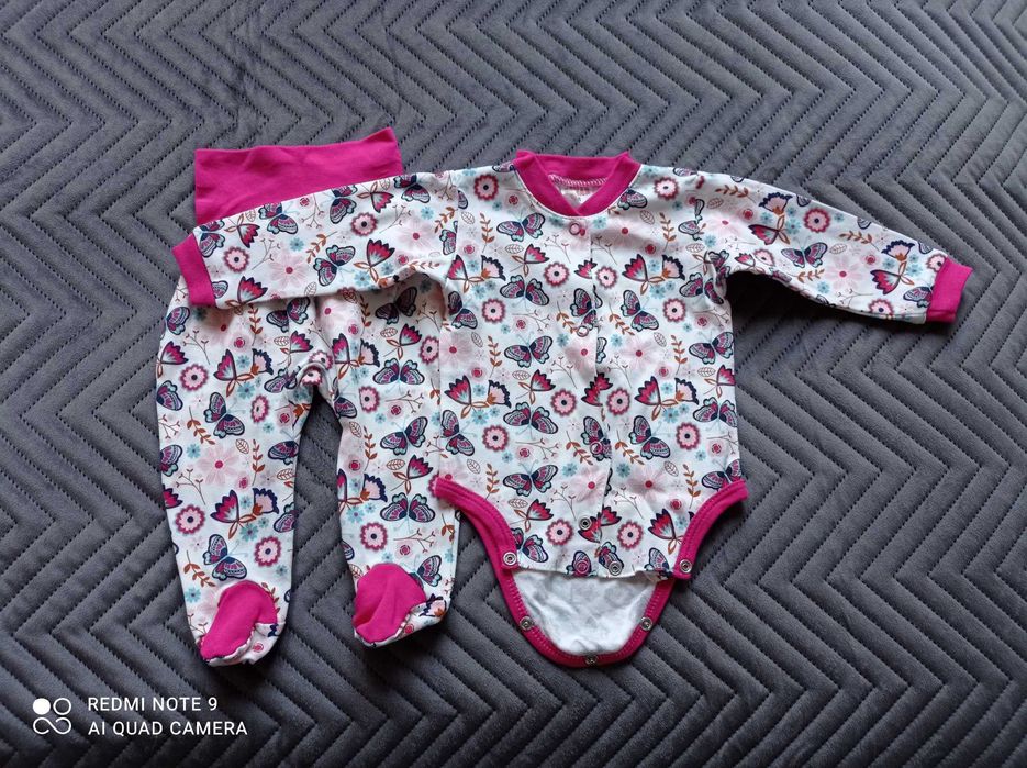 Zestaw Ubranka niemowlęce dla dziewczynki rozm. 62