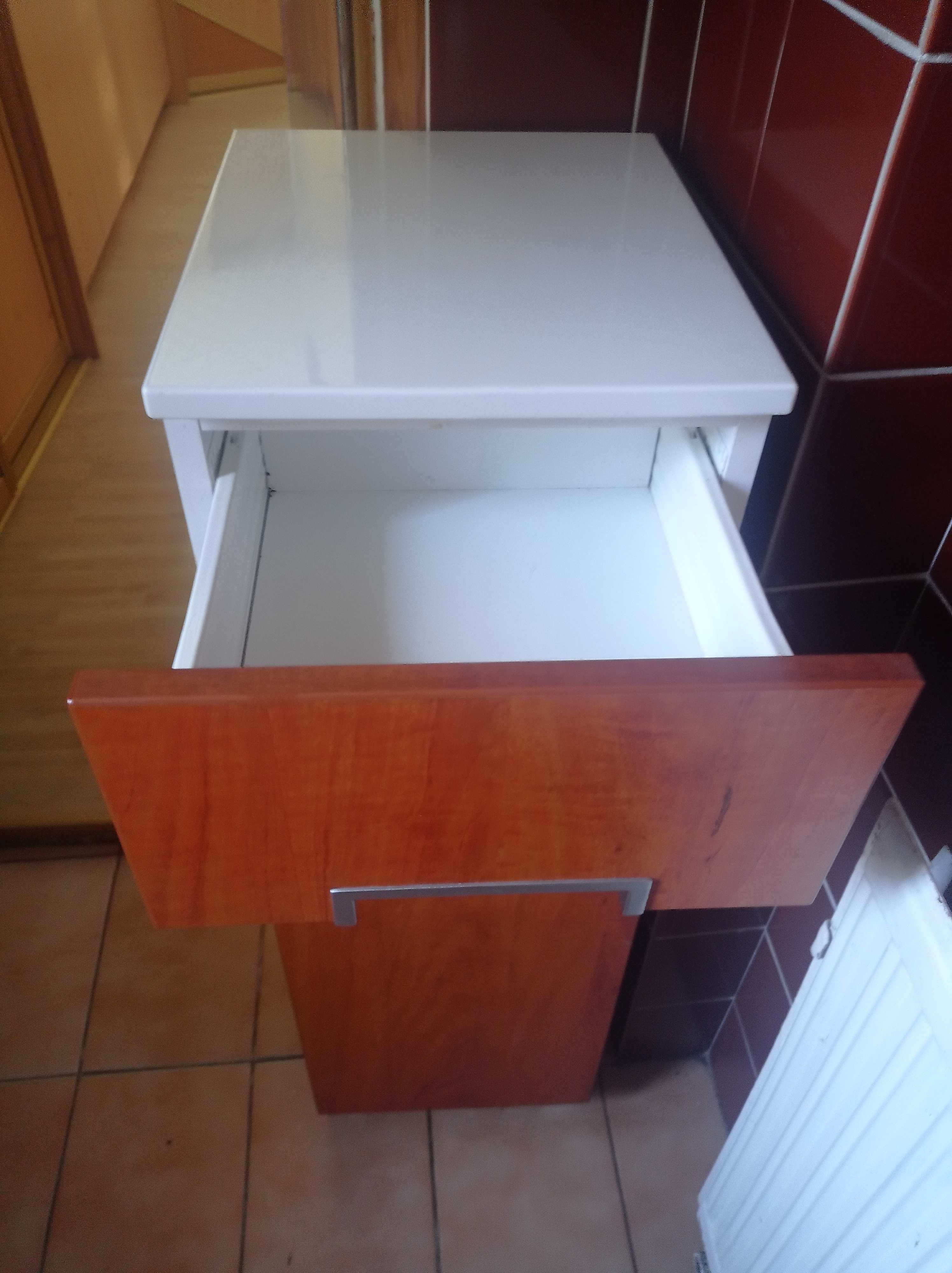 Szafka łazienkowa 30szer.x 35 dł.x95wys. ruda
