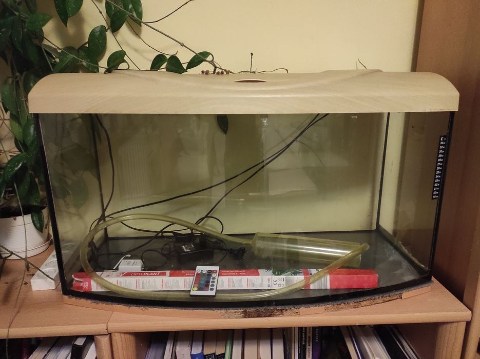 Akwarium puste duże z akcesoriami