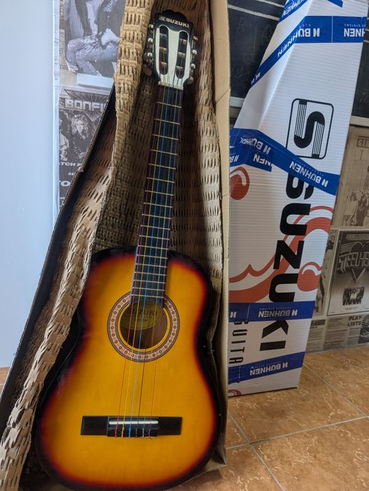 Suzuki Gitara klasyczna 1/2 połówka