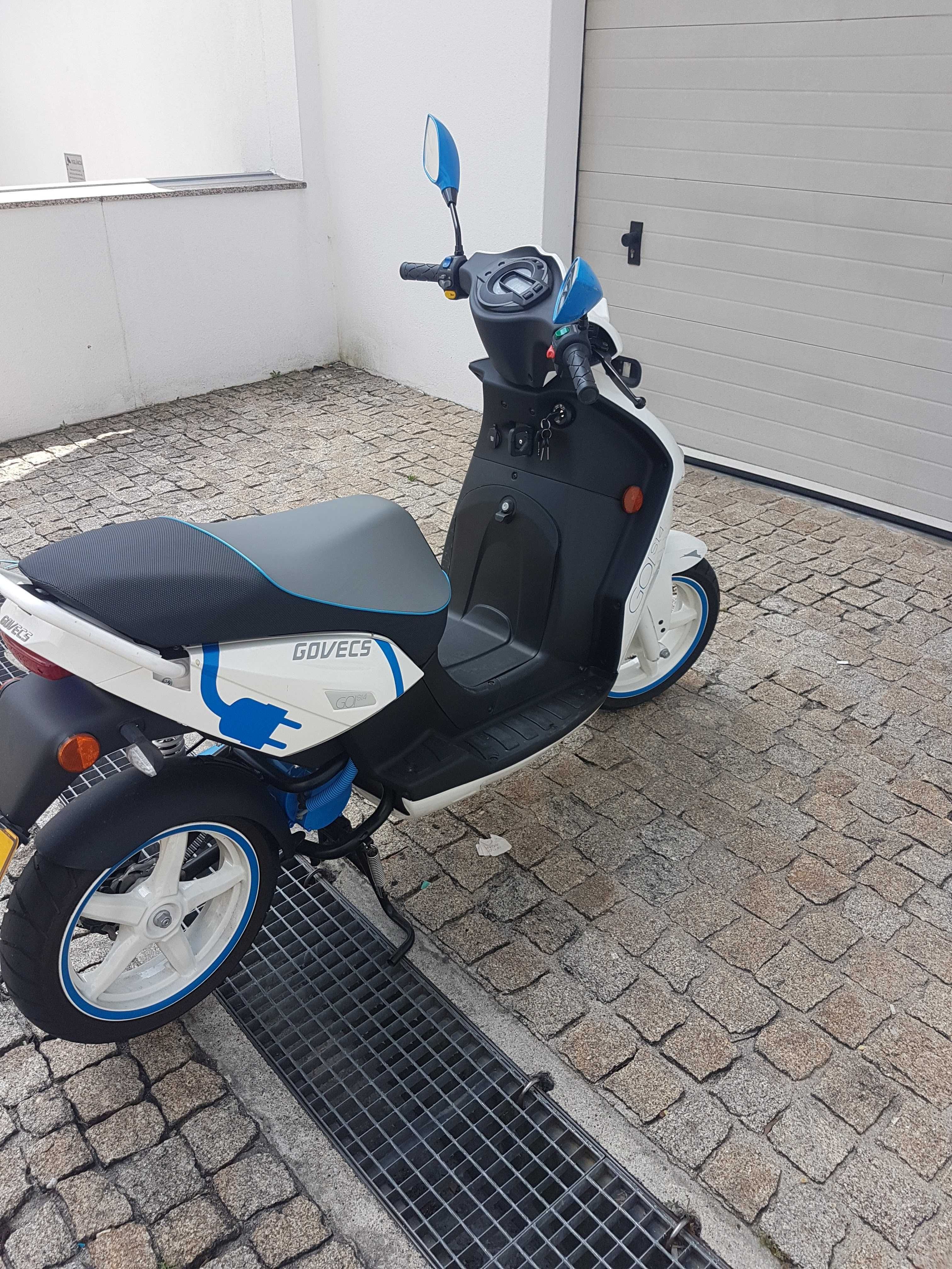 Scooter elétrica Govecs