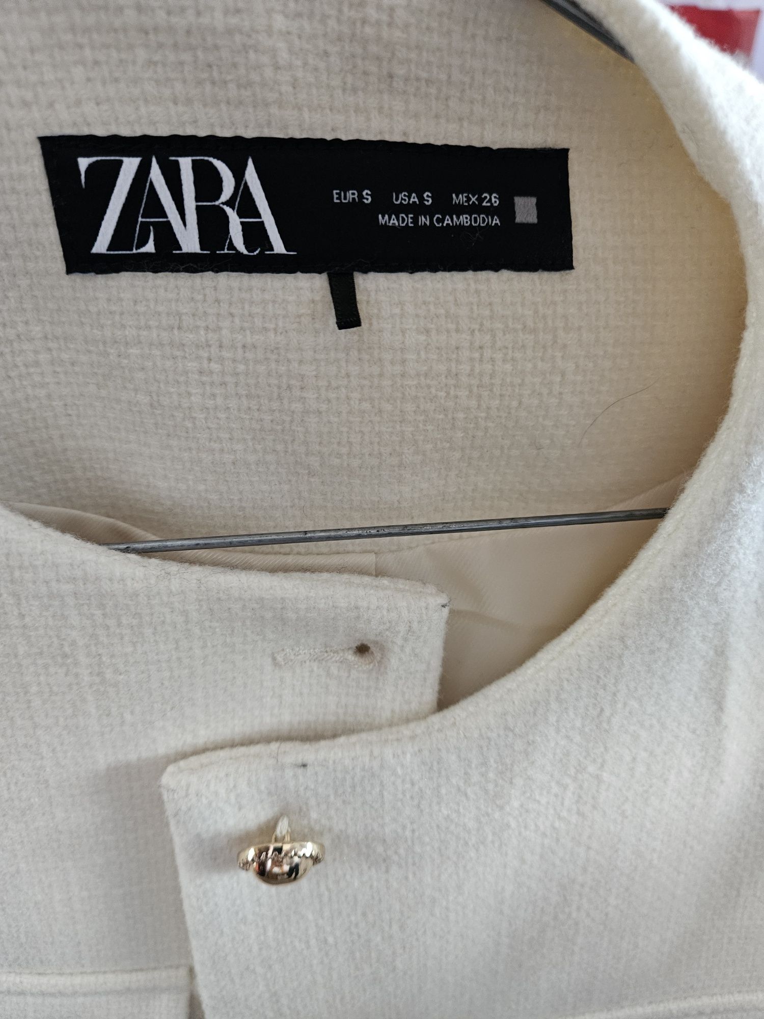 Żakiet Zara w stylu Chanel