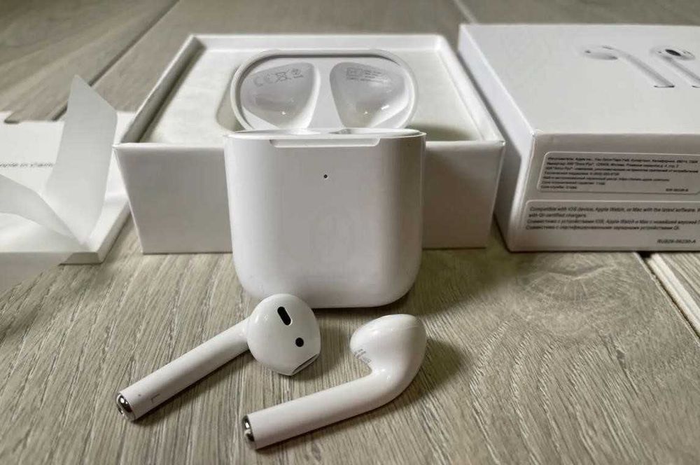 Беспроводные наушники Airpods 2 Лучшее качество! Выгодная цена!!