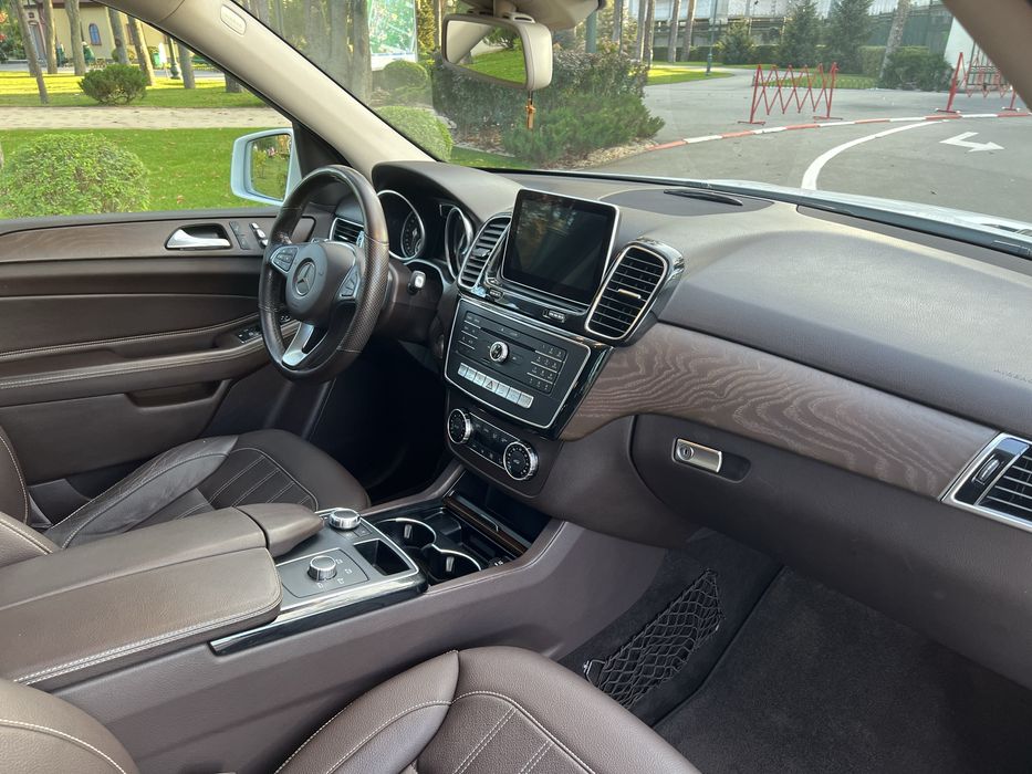 Mersedes-Benz GLE250d 2015 официал