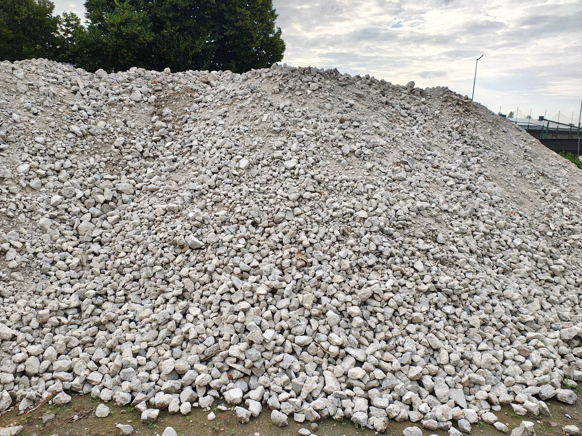 Gruz kruszony betonowy, Kruszywo betonowe,    Tłuczeń