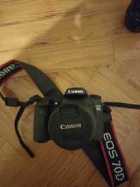 Canon EOS 70D with 18-55mm Lens