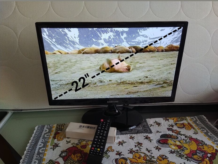 Televisão TV monitor 22" casa quarto apartamento vivenda escritório.