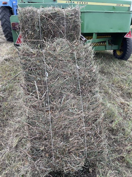 Продам сіно та солому