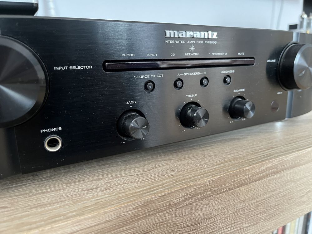 Wzmacniacz Marantz PM5005 Black