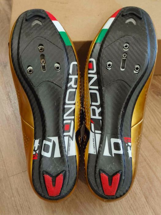 Sapatos de estrada Crono CR1 GOLD Edition Carbon