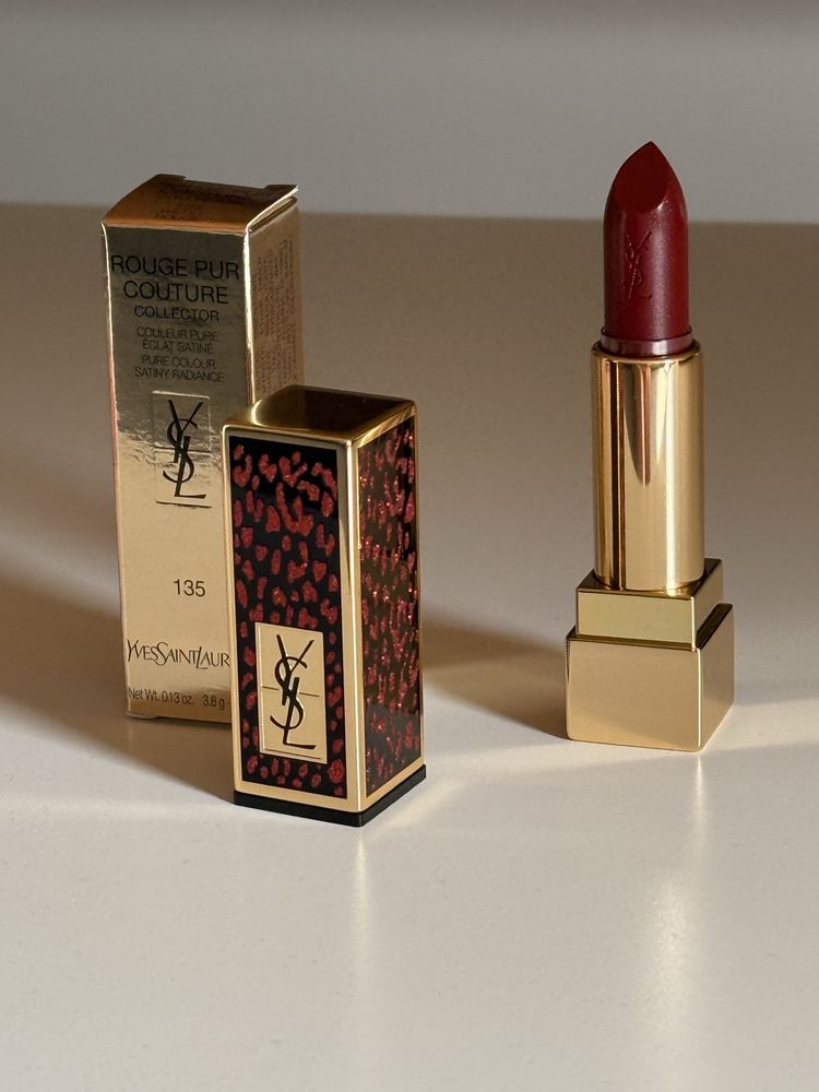 Pomadka szminka YSL 135 Wildly Rouge