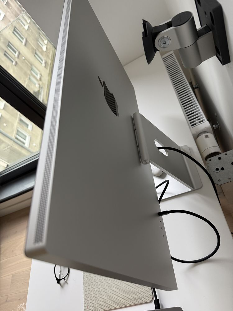 Apple Studio Monitor Nano - jak nowy z podstawka