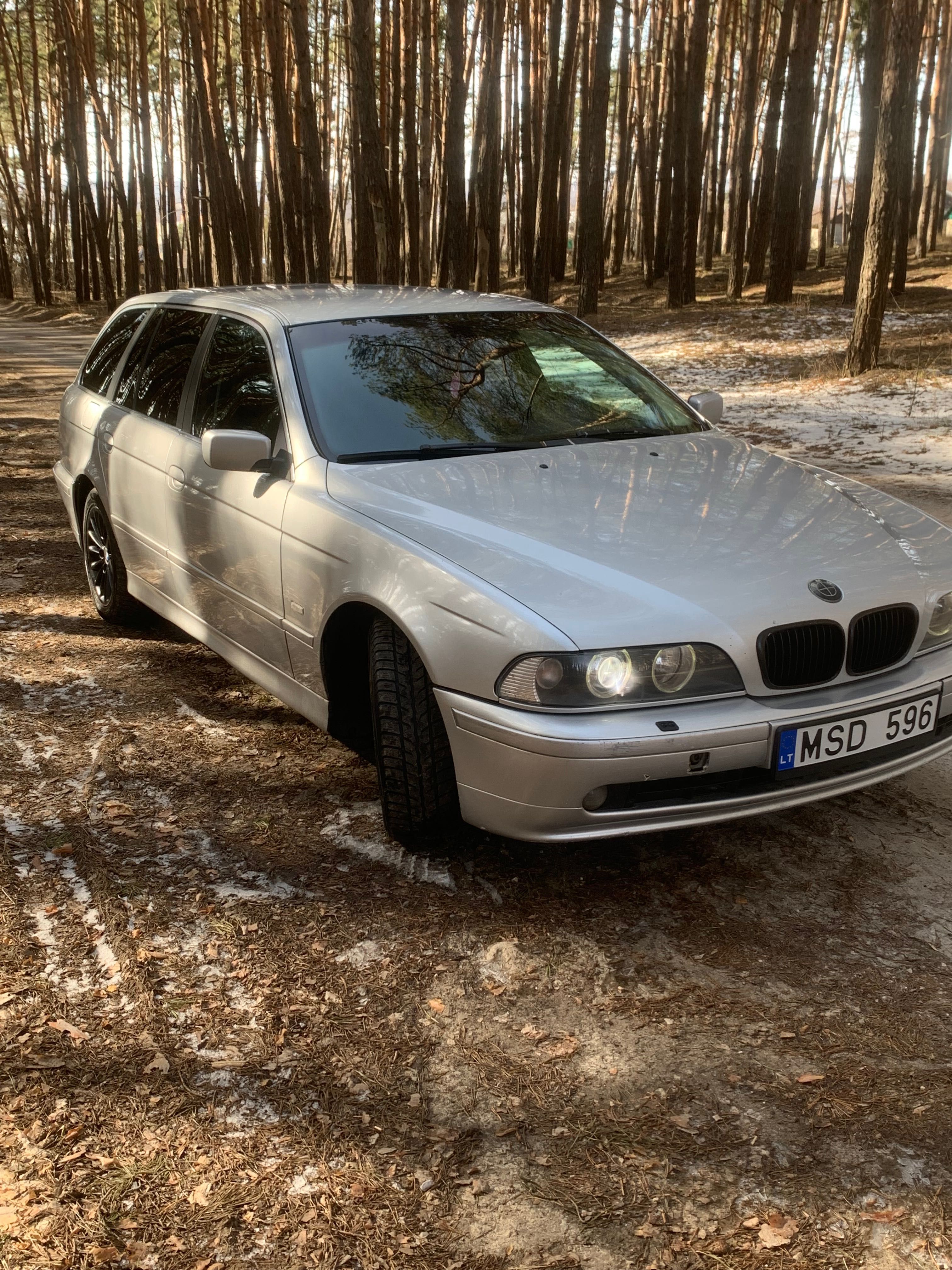 Продам BMW e39 универсал