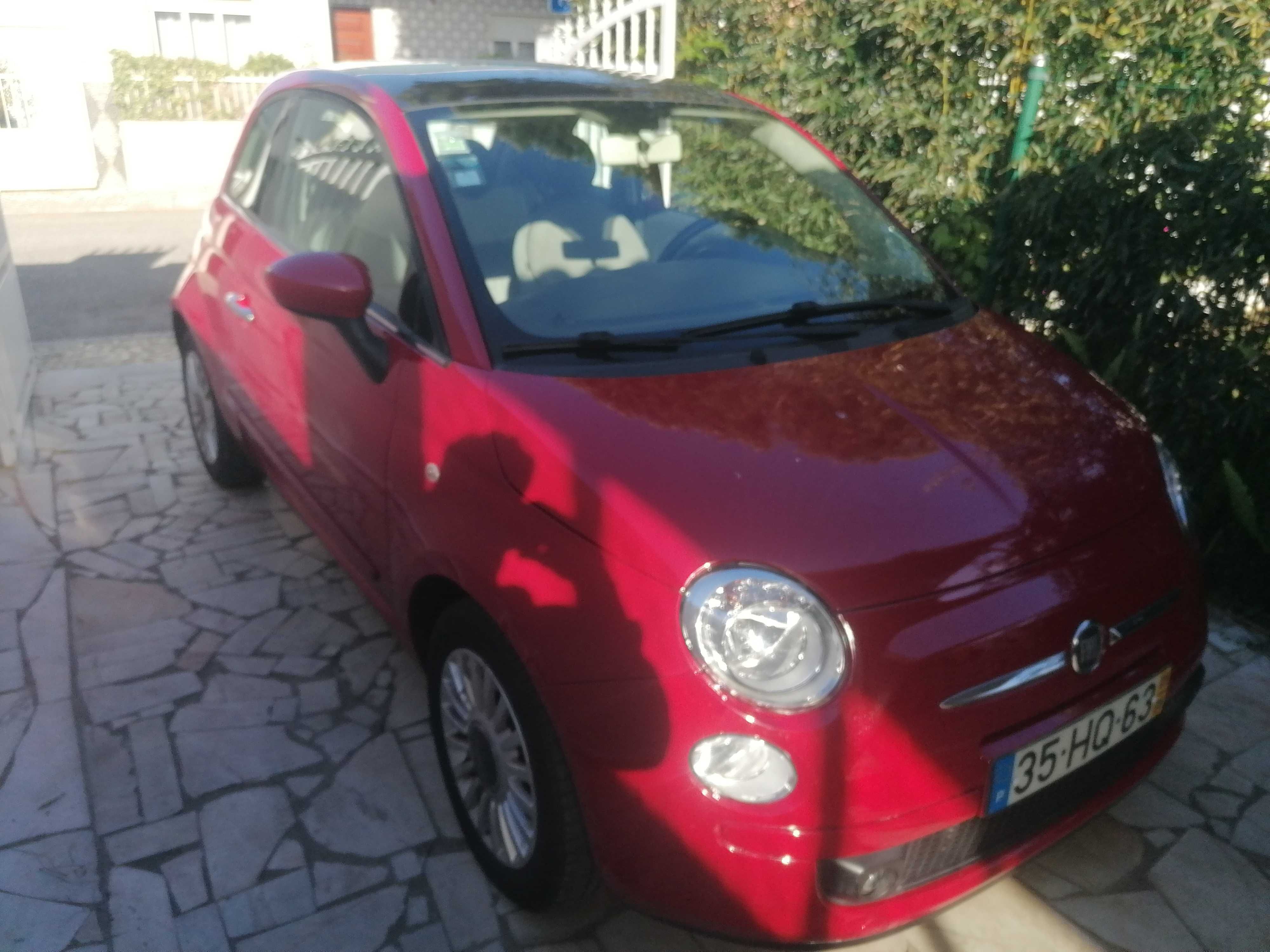 Fiat 500 vermelho