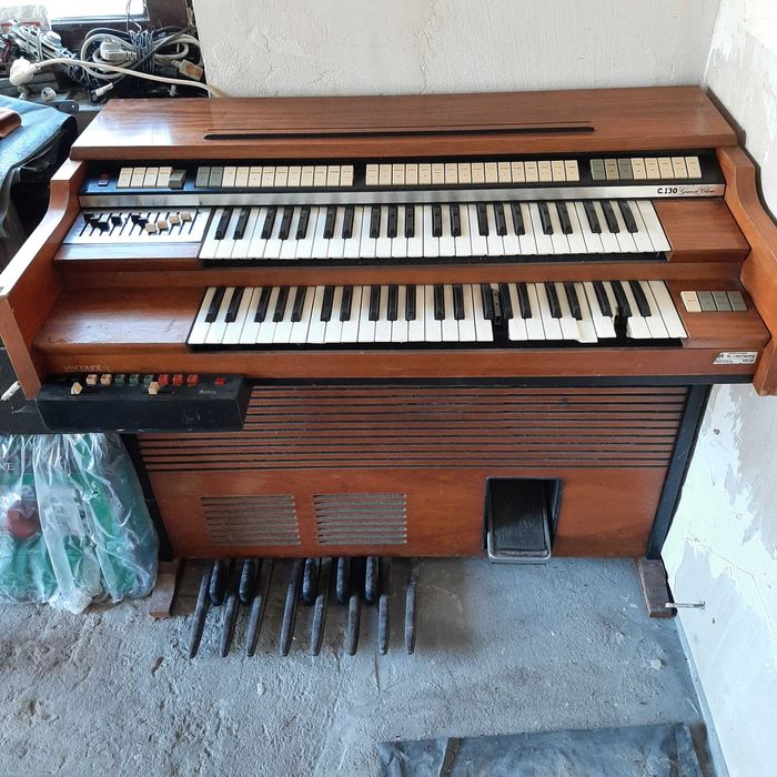 Organy Viscount c.130 Grande Classe