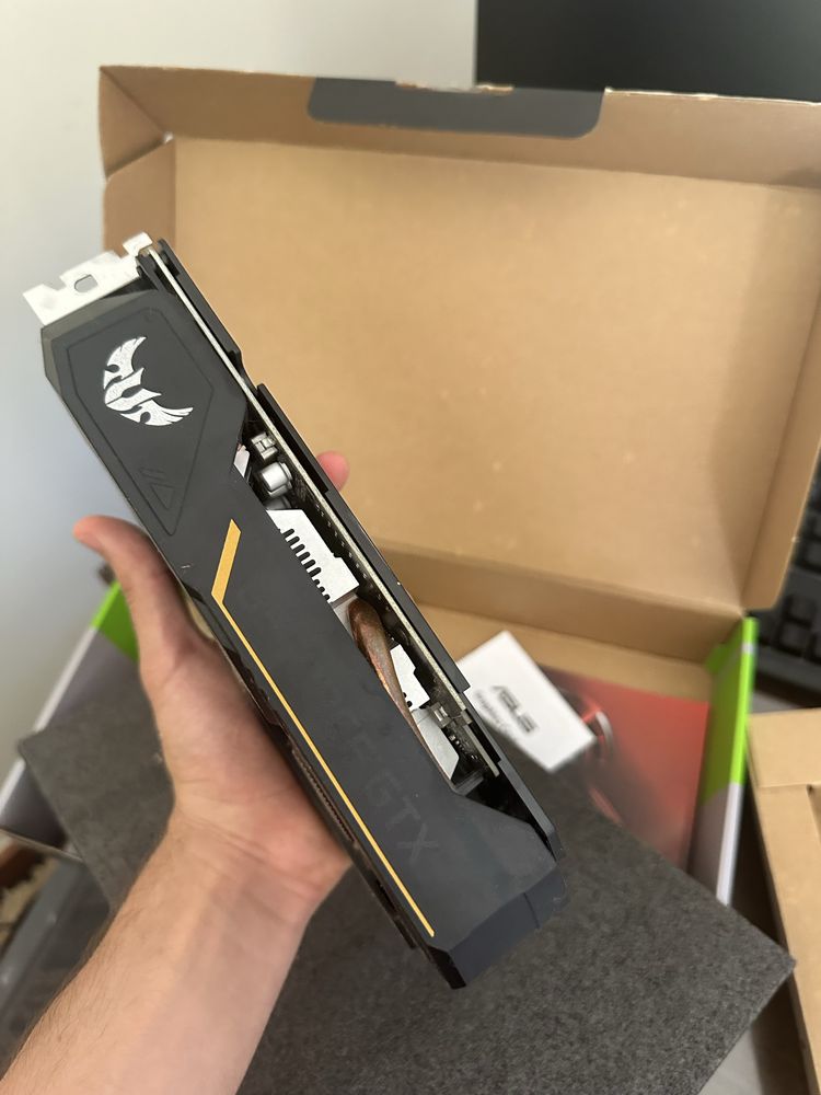 Placa grafica GTX 1650- como nova
