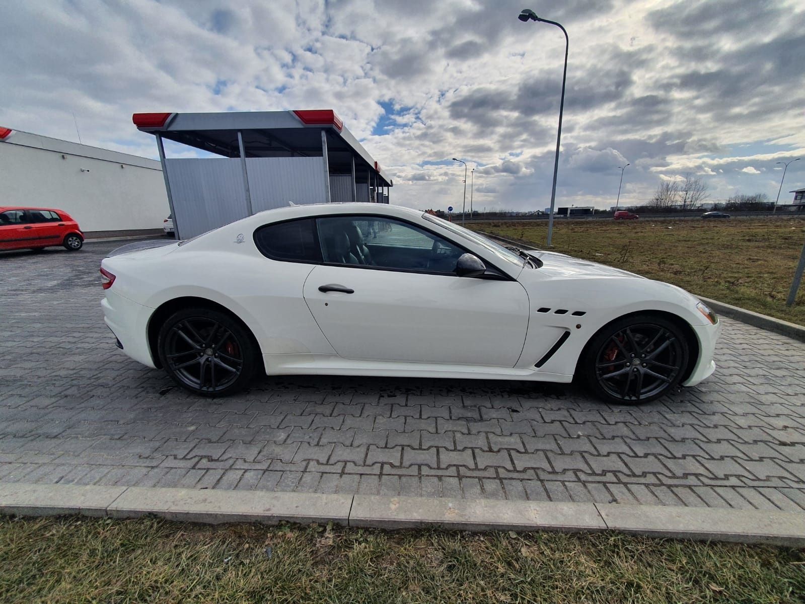 AUTO NA ŚLUB - Maserati GT McStradale.
