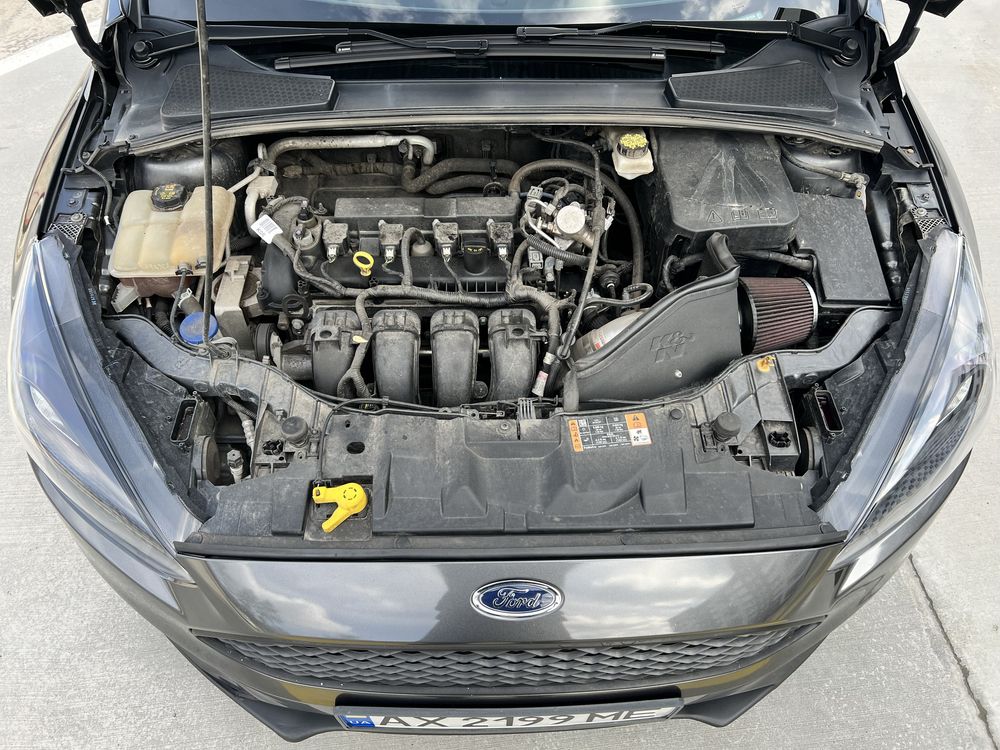 Продам Ford focus 2.0 бензин 2017