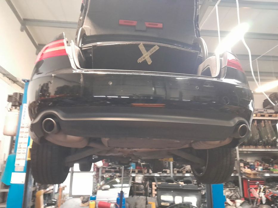 AUDI A5 8T COUPE  2.7 TDI UKŁAD WYDECHOWY KOŃCOWY TŁUMIKI