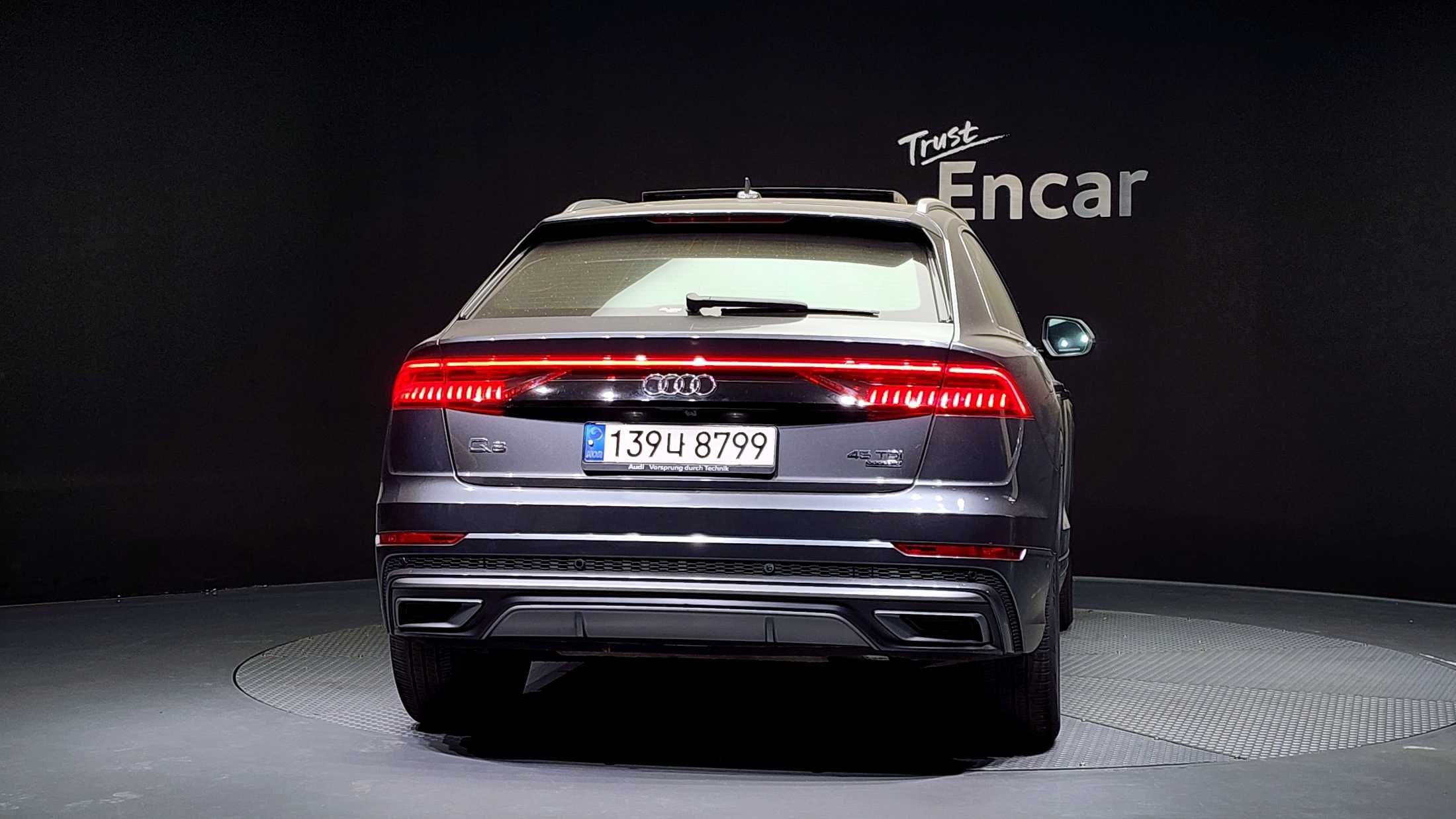 2021 Audi Q8 45 TDI Quattro Premium
