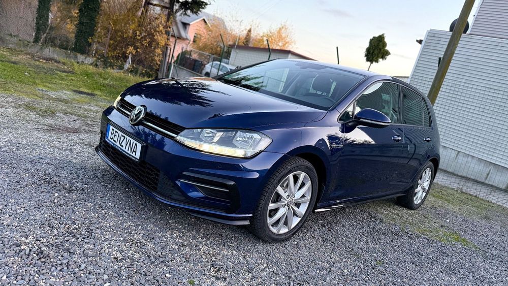 Volkswagen Golf 1.5TSI 150km R LINE NaPasku Navi PDC CarPlay GrzaneFotele