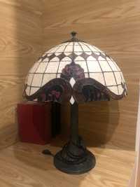 Lampa witrażowa stołowa Tiffany