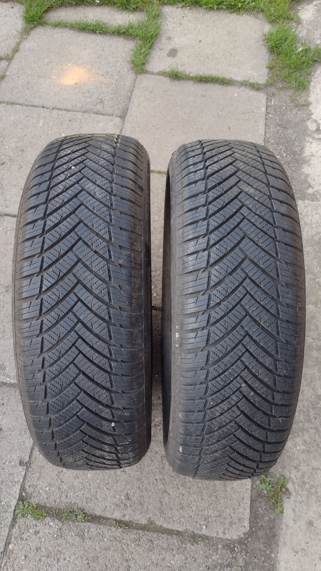 Opony całoroczne 185/65R15