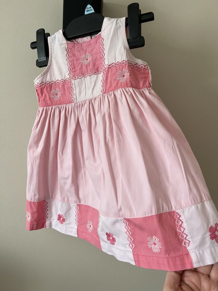 Early days różowa sukienka w kwiatki na lato r. 74 cm 6-12 mc