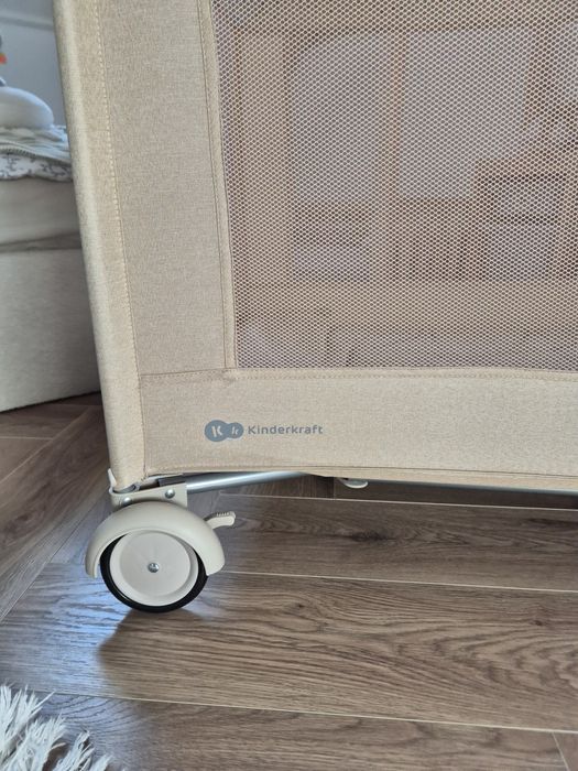 Łóżeczko turystyczne kinderkraft Joy 2 beżowe  kropeczki stan idealny