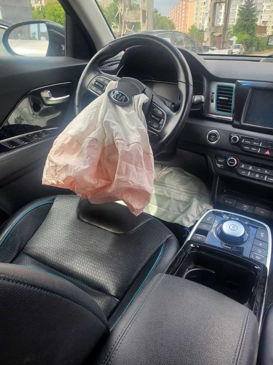 Відновлення та перепакування Airbag