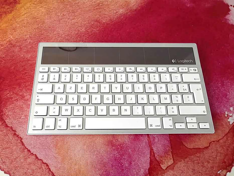 Klawiatura bezprzewodowa Logitech K760 Solar (PC, Mac, iPad, iPhone)