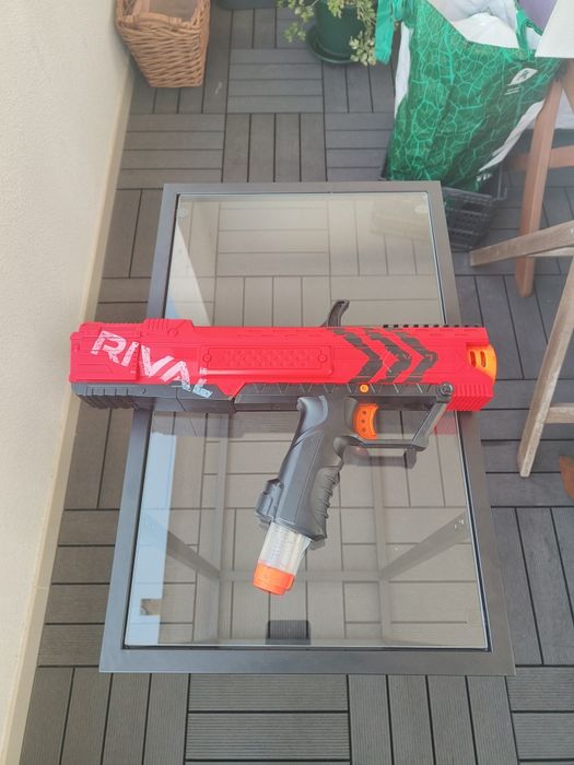 Nerd Rival com 4 munições