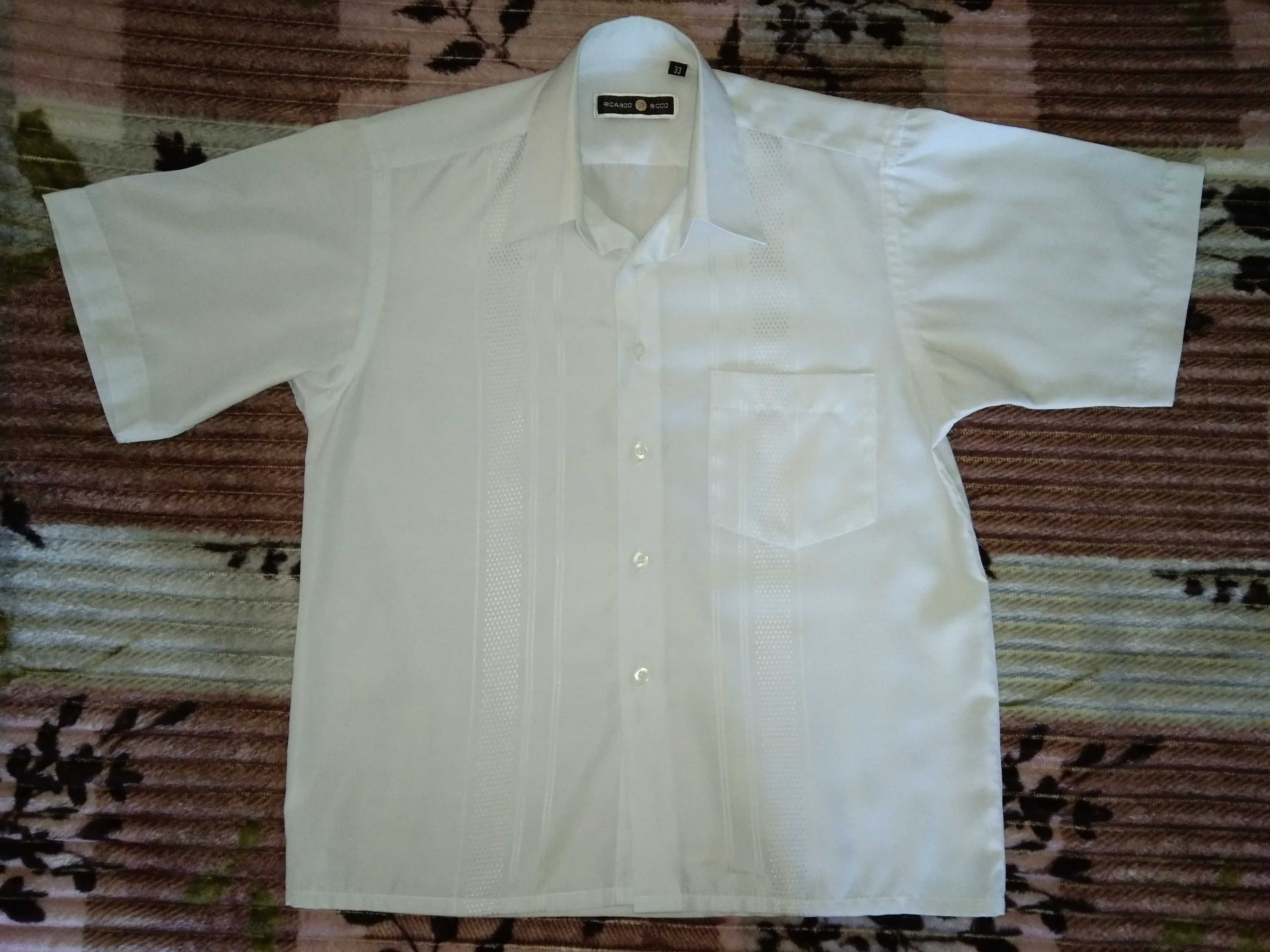 Рубашка белая в школу р. 33(140-152), хорошее состояние