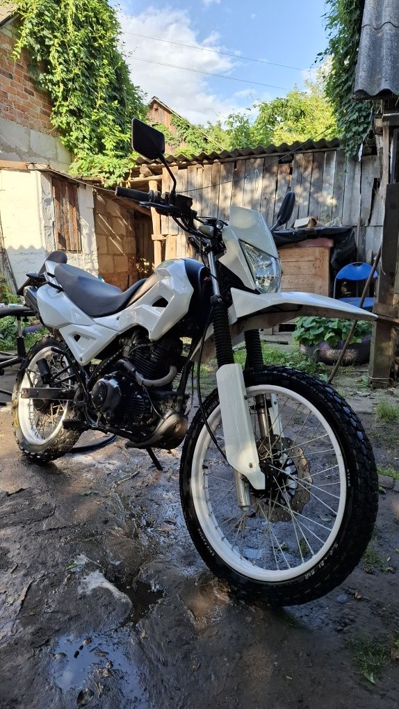 Мотоцкл SPARK SP200D-1