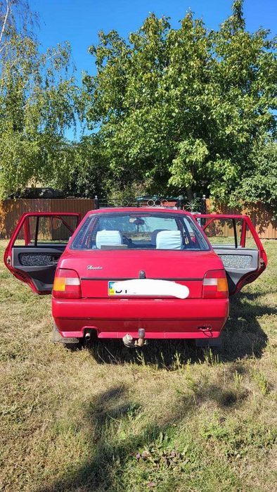 Продам авто Славута люкс